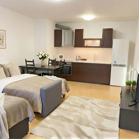 Apartment Fortuna Garden V Prague
